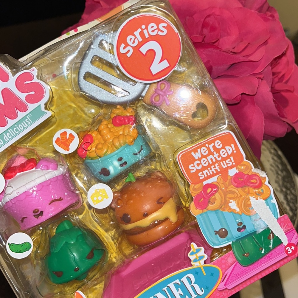 🧁❤️🧁• 🎀 NuM N🍩MS x Series 2 x Diner •❤️🧁❤️